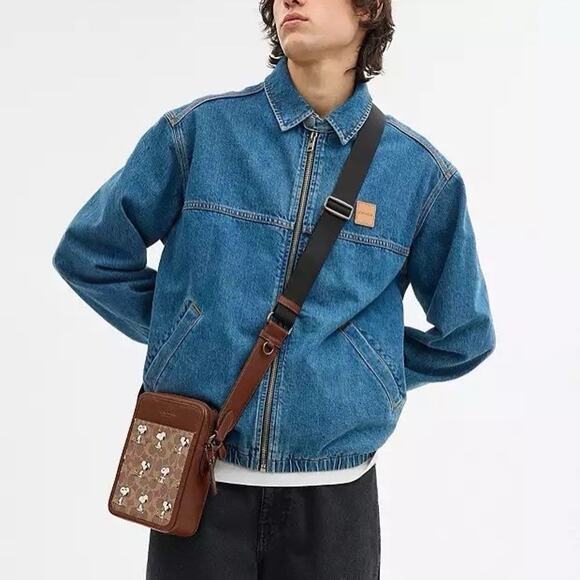 NWT Coach X Peanuts Sullivan Crossbody Bag Signature Canvas Snoopy Print CBK48 - Picture 6 of 9